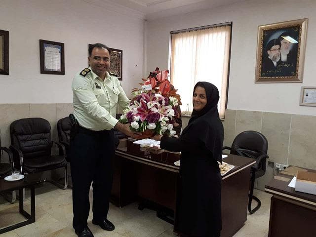  تبریک رئیس کلانتری 14 گلسار به مناسبت هفته معلم