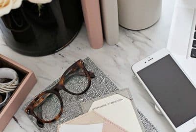 چرا هنگام درس خواندن نباید از تلفن همراه خود استفاده کنیم؟